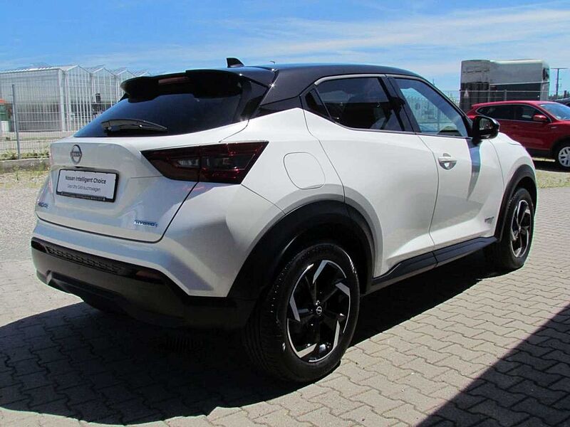 Nissan Juke 1.6 Hybrid 4AMT N-Connecta